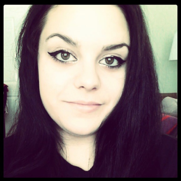 Meet your Posher, Desirée - Picture 7 of 8